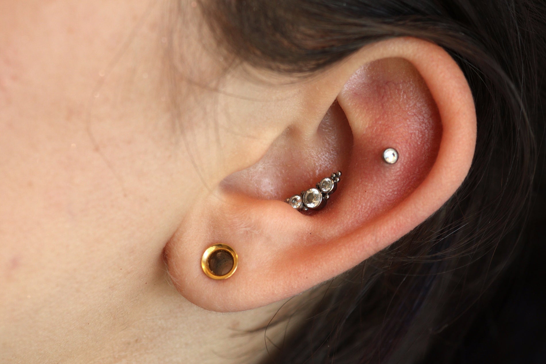 Cartilage bump? This is how you get rid of it!