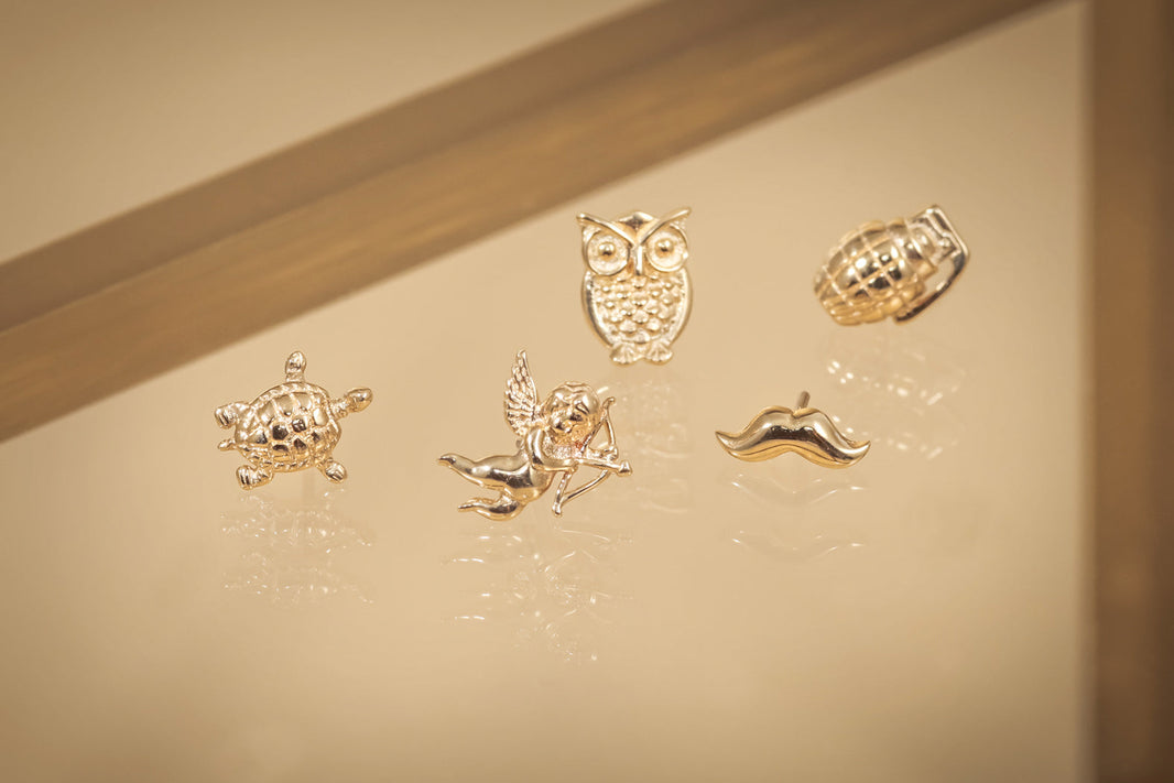 How to clean gold piercing jewelry?